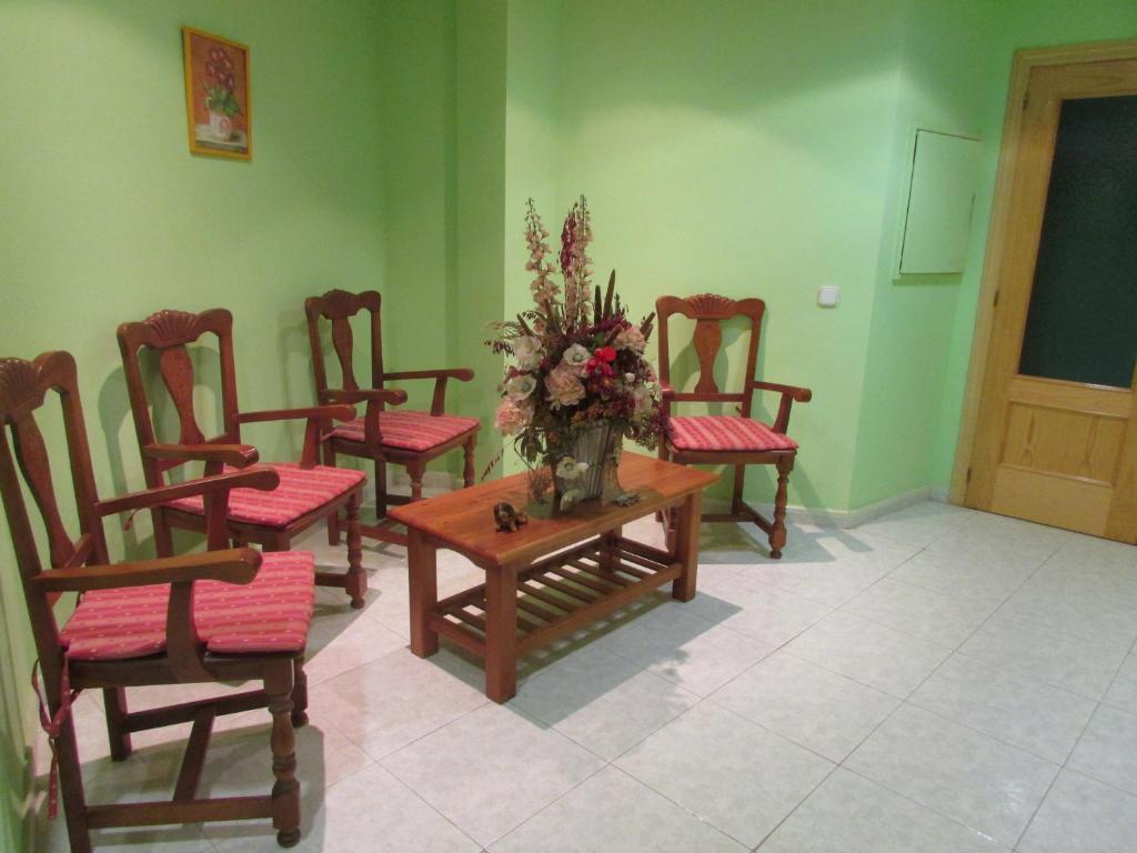 Hotel Laberinto ซีเกว็นซา ภายนอก รูปภาพ